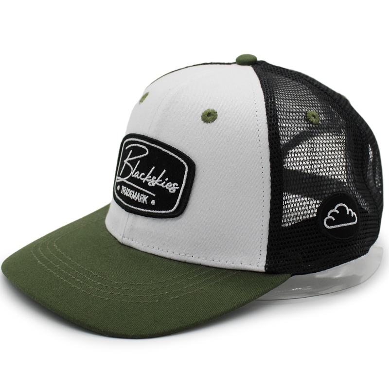 Vlastní logo značky 3D Výšivka Vlastní logo Bavlny Více barev Trucker Cap pro venkovní sporty