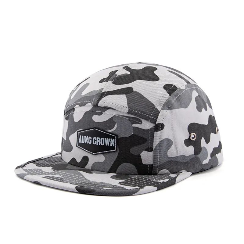 Vlastní vysoce kvalitní pohodlný plochý okraj Snapback Caps Kids 5 Panel Camp klobouk s koženounáplastí