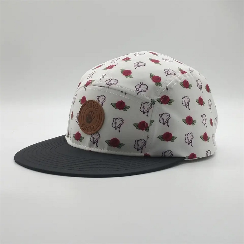 Velkoobchod 5 panelů vlastní kožené patch logo Snapback Hats, polyesterové děti Snapback Cap, po celém tiskovém táborovém kloboucích